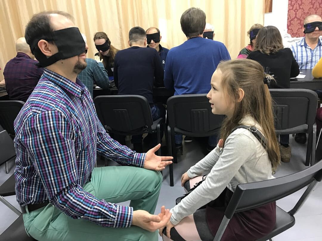 <p><em>Тренировка для развития ощущений по методу Бронникова</em></p>
<p><em>Тренировка для развития ощущений по методу Бронникова</em></p>