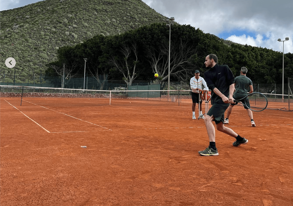 <p>Private Tennis Lesson</p>
<p>Private Tennis Lesson</p>