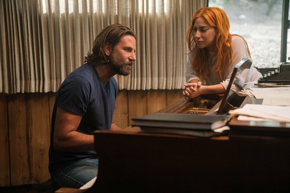 Звезда родилась ( 2018 ) Звезда родилась ( 2018 )