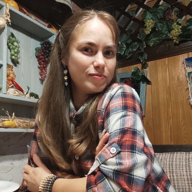 <p>Менеджер по работе с клиентами</p>
<p>Менеджер по работе с клиентами</p>