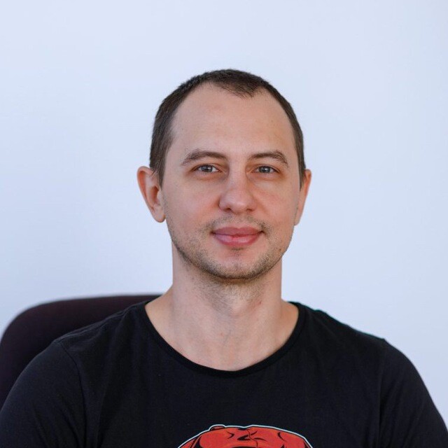 <p>
		<strong>Кандидат технических наук</strong>	</p>