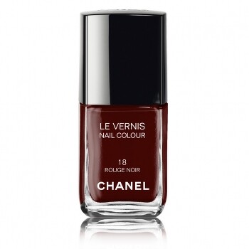<p>Лак Chanel Rouge Noir №18</p>