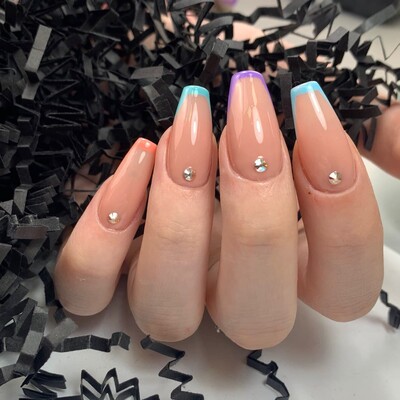 Online Acrylic Nail Course  Award-Winning Training Courses