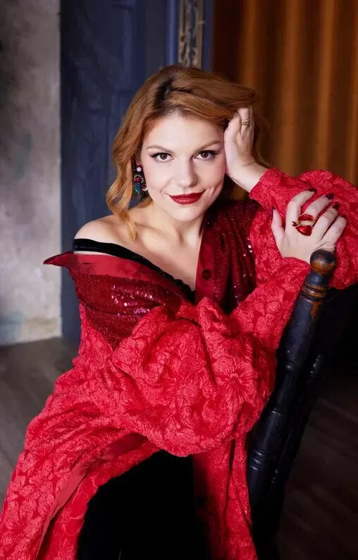 <p>
		<em>Сапронова Наталья</em></p>