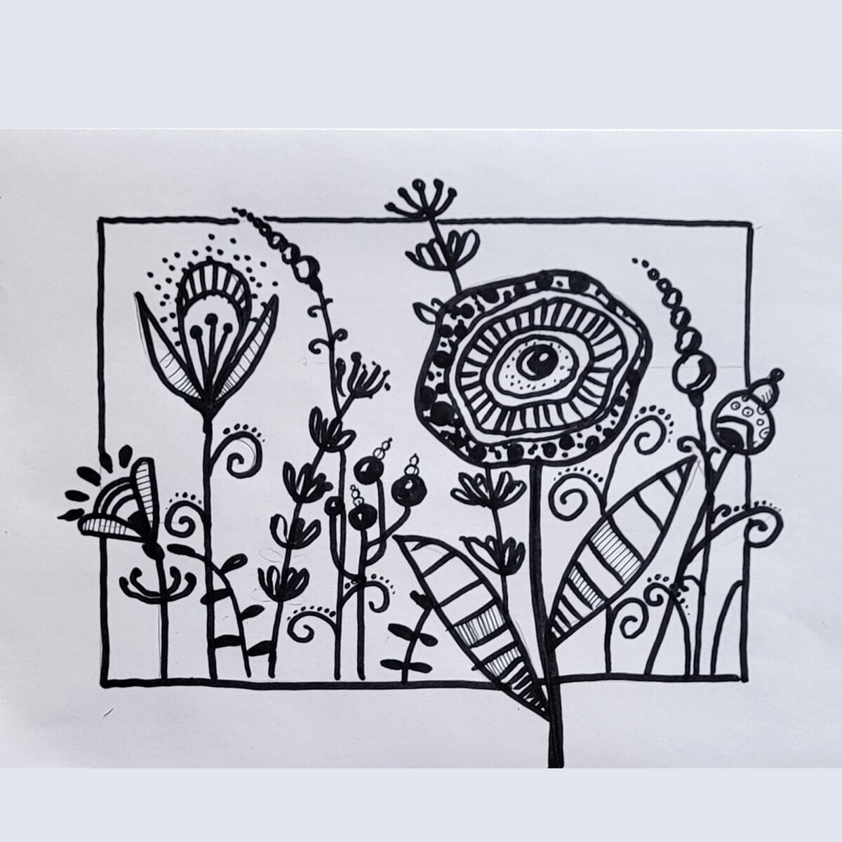 <p>Видеть и уверенно рисовать форму — от простых предметов до сложных композиций</p>