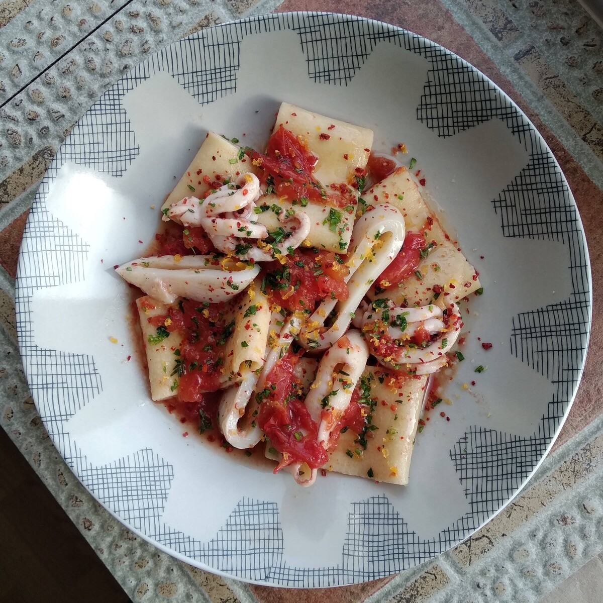 Паста каламарата с кальмаром